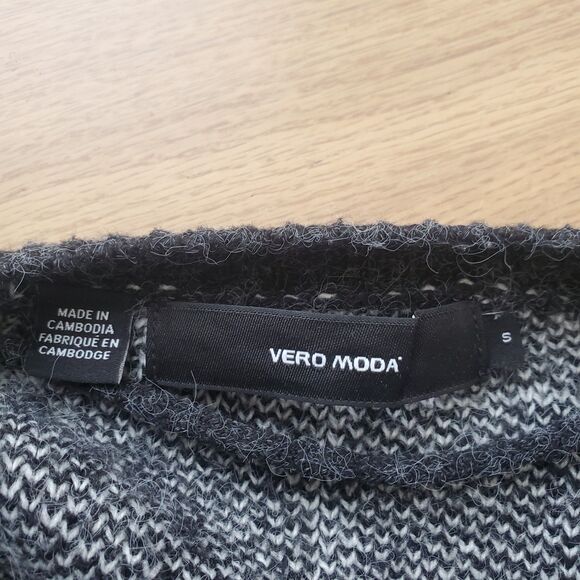 Vero Moda Gray Windowpane Cardigan - Picture 4 of 5